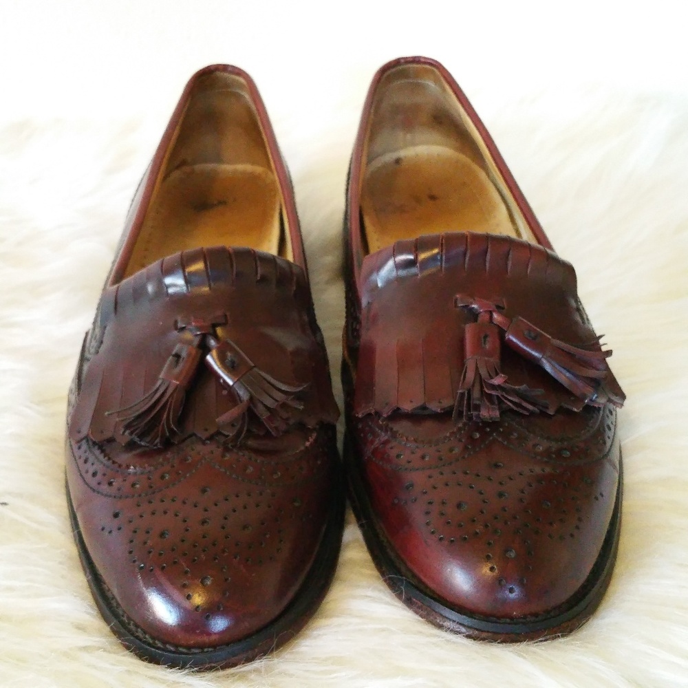 Bostonian Burgundy Wingtip Tassel Loafers Size 10